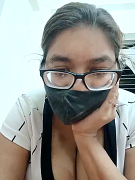 Snapshot of Elie_couple143 chatting on September 25, 6:50 pm Elie couple143 online show from September 25, 6:50 pm