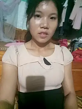 Snapshot of Adsatoh chatting on October 14, 5:43 am Adsatoh online show from October 14, 5:43 am