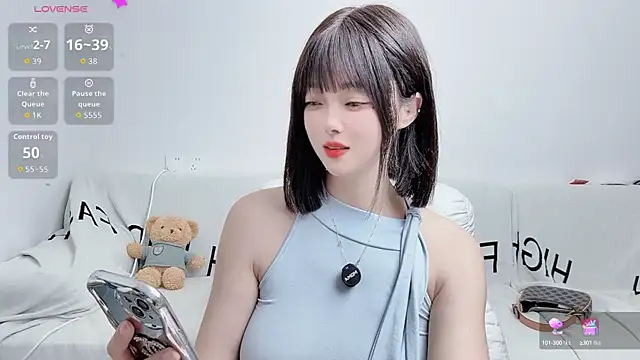 uikyy1 online show from October 21, 12:42 pm