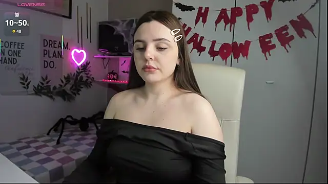 LiaWoow online show from October 26, 7:59 am