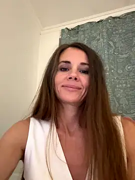 LucieMack online show from September 10, 6:19 pm