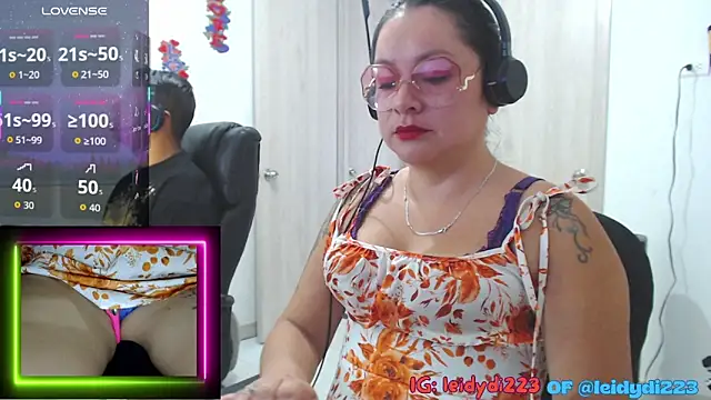 leidydi223 online show from September 9, 1:33 pm