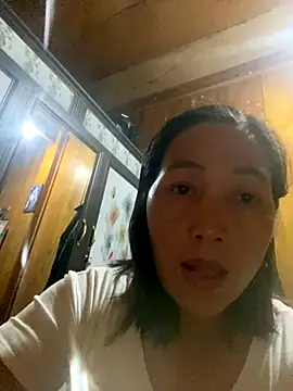 Snapshot of Lai005 chatting on September 21, 3:10 pm Lai005 online show from September 21, 3:10 pm