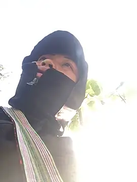 Lai005 online show from February 16, 8:03 am