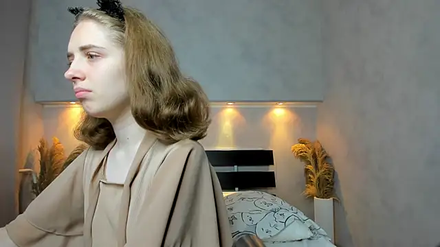 Camilla Kelly online show from September 22, 12:53 am