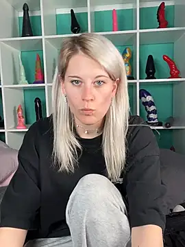 TheRealJessyLey online show from April 8, 5:59 pm