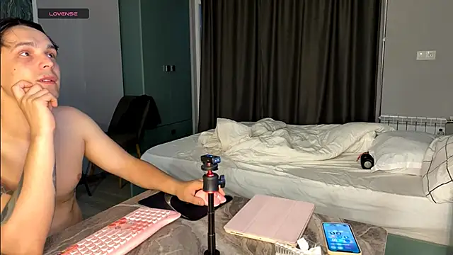 VelvetMiley online show from June 15, 5:24 pm
