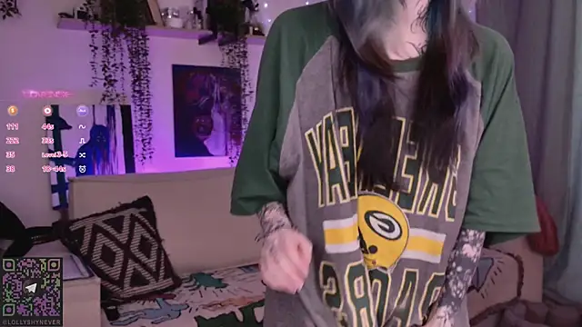 Lollyshy online show from February 14, 8:05 am