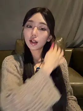 jiajia L online show from March 26, 11:01 am