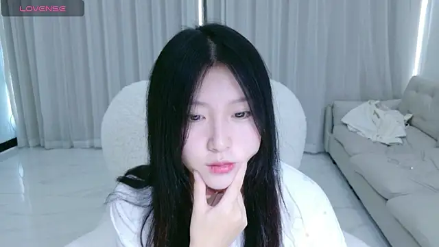 Snapshot of rainybb chatting on October 7, 7:46 am rainybb online show from October 7, 7:46 am