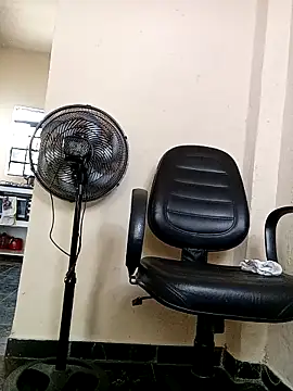 indiazinhabella27 online show from September 29, 9:36 am