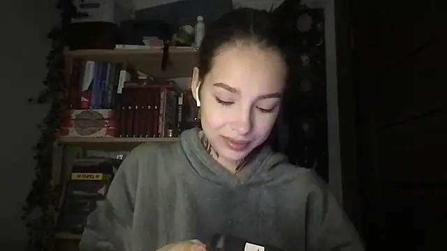 Yuna5343 online show from April 13, 7:36 pm