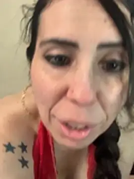 Lhcruz online show from April 15, 1:55 pm