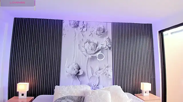 ShaniaDaniels online show from January 5, 8:12 pm