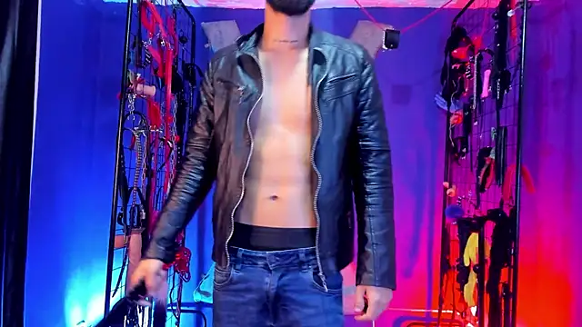 Warick and Aria bdsm online show from November 4, 3:44 am