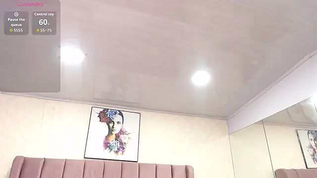 AriannaAdames online show from April 23, 12:40 pm