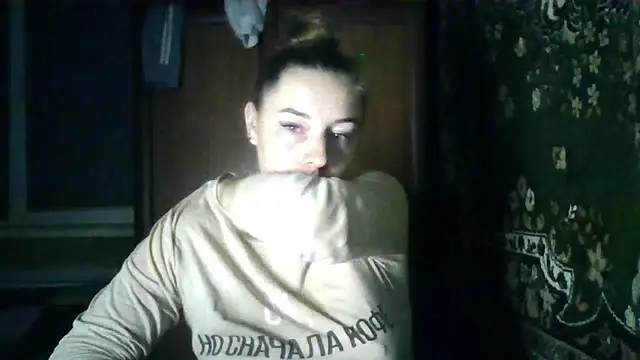 Snapshot of Kitten36 chatting on September 23, 4:38 pm Kitten36 online show from September 23, 4:38 pm