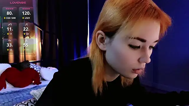 Kiara Dream online show from February 7, 9:40 pm