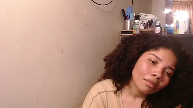 madelene online show from November 4, 4:17 am