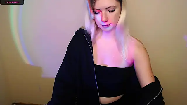 AliceHotty  online show from October 13, 10:18 am