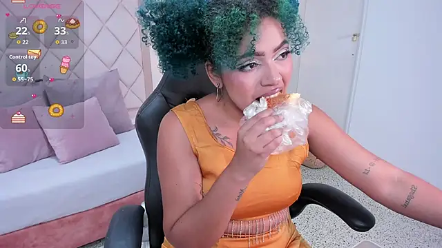 momo ayasse online show from September 17, 10:19 pm