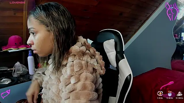 yumi hanna online show from December 23, 2:04 am