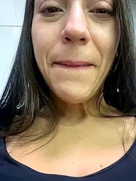 Snapshot of lucioliveira chatting on October 4, 1:44 am lucioliveira online show from October 4, 1:44 am