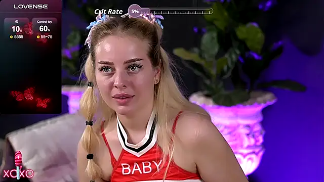 SerenaNoir online show from September 22, 4:22 am