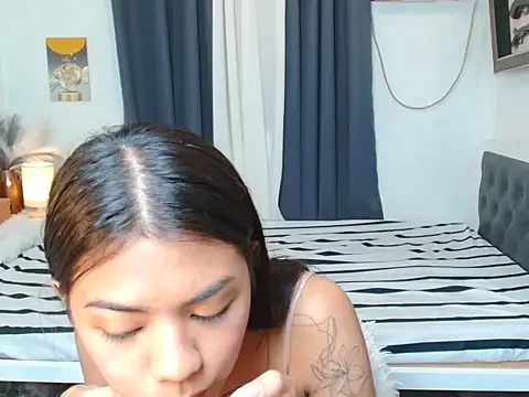Snapshot of carawang chatting on October 6, 2:23 pm carawang online show from October 6, 2:23 pm