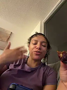 allybluee777 online show from April 4, 3:16 am