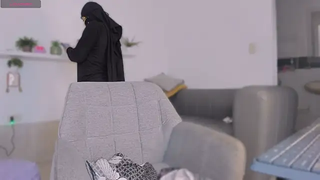 May hadi online show from October 10, 12:10 pm