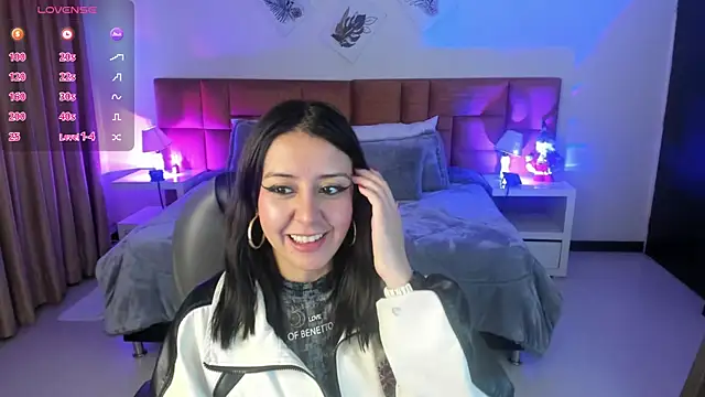 Catti Brie online show from November 21, 12:07 pm