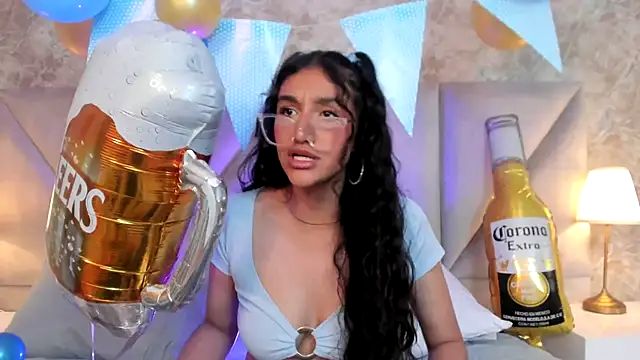 ValentiinaCruz online show from September 29, 12:16 am