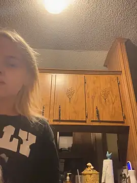 JuicyExxxperience online show from February 15, 12:48 pm