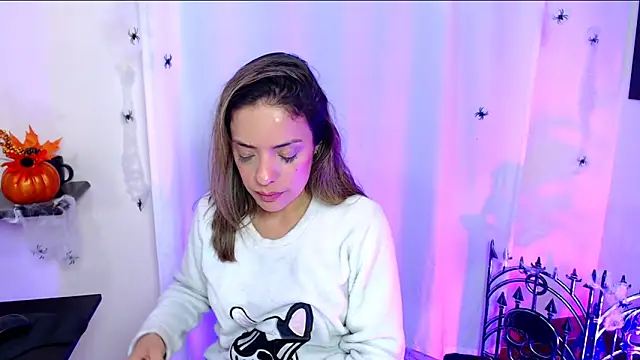 Natasha cam222 online show from October 30, 1:23 pm