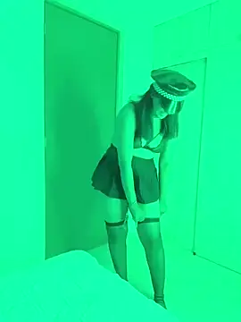 Ashly Arthur online show from October 9, 6:06 am