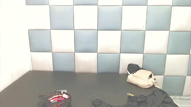 TifannyHott online show from February 19, 7:57 pm