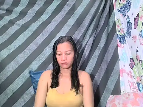 Snapshot of AgnesCutie chatting on September 15, 6:32 am AgnesCutie online show from September 15, 6:32 am