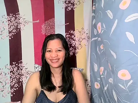 Snapshot of AgnesCutie chatting on October 13, 9:06 pm AgnesCutie online show from October 13, 9:06 pm