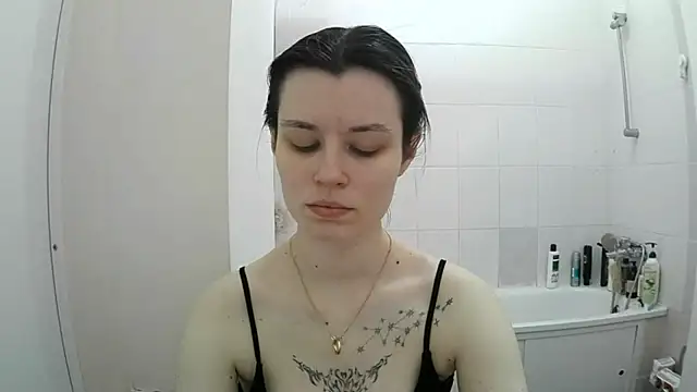 EdlinEngelby online show from November 21, 7:27 pm