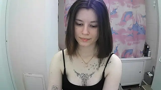 EdlinEngelby online show from October 21, 4:33 pm