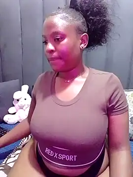 Snapshot of MrsMxx25 chatting on October 14, 1:19 am MrsMxx25 online show from October 14, 1:19 am