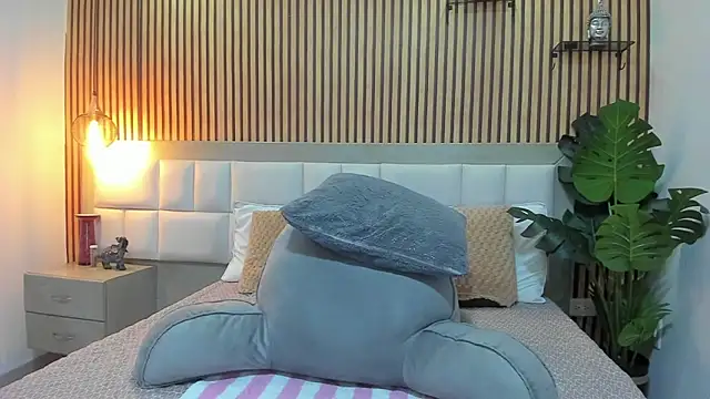 KattyBonnie online show from October 30, 10:44 pm