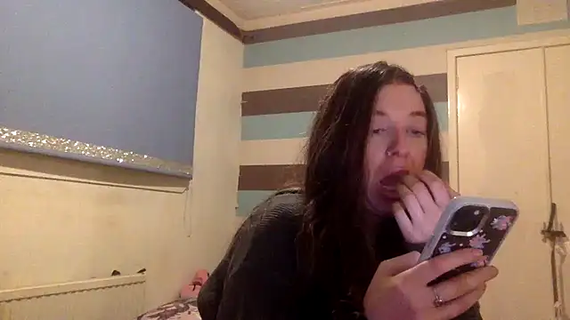 Bellababexox online show from March 1, 4:45 am