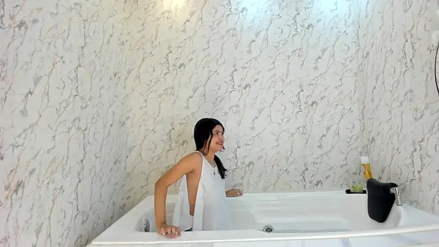 dore amelie online show from October 29, 12:53 pm