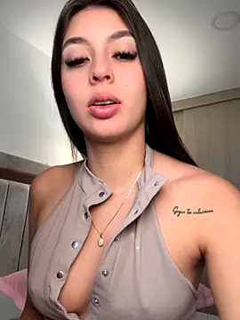 Mavii  online show from October 10, 4:45 pm