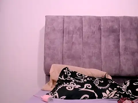 Luciana hardmand online show from September 25, 9:34 pm