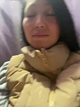 Huong-Ly online show from January 15, 12:11 pm