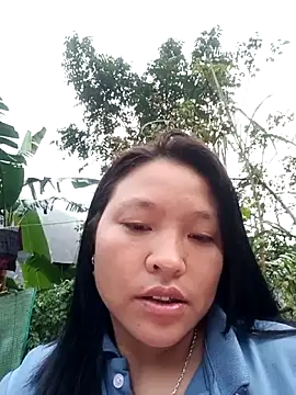 Snapshot of MuiNay chatting on October 2, 10:59 pm MuiNay online show from October 2, 10:59 pm