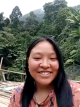 Snapshot of MuiNay chatting on September 13, 10:56 am MuiNay online show from September 13, 10:56 am